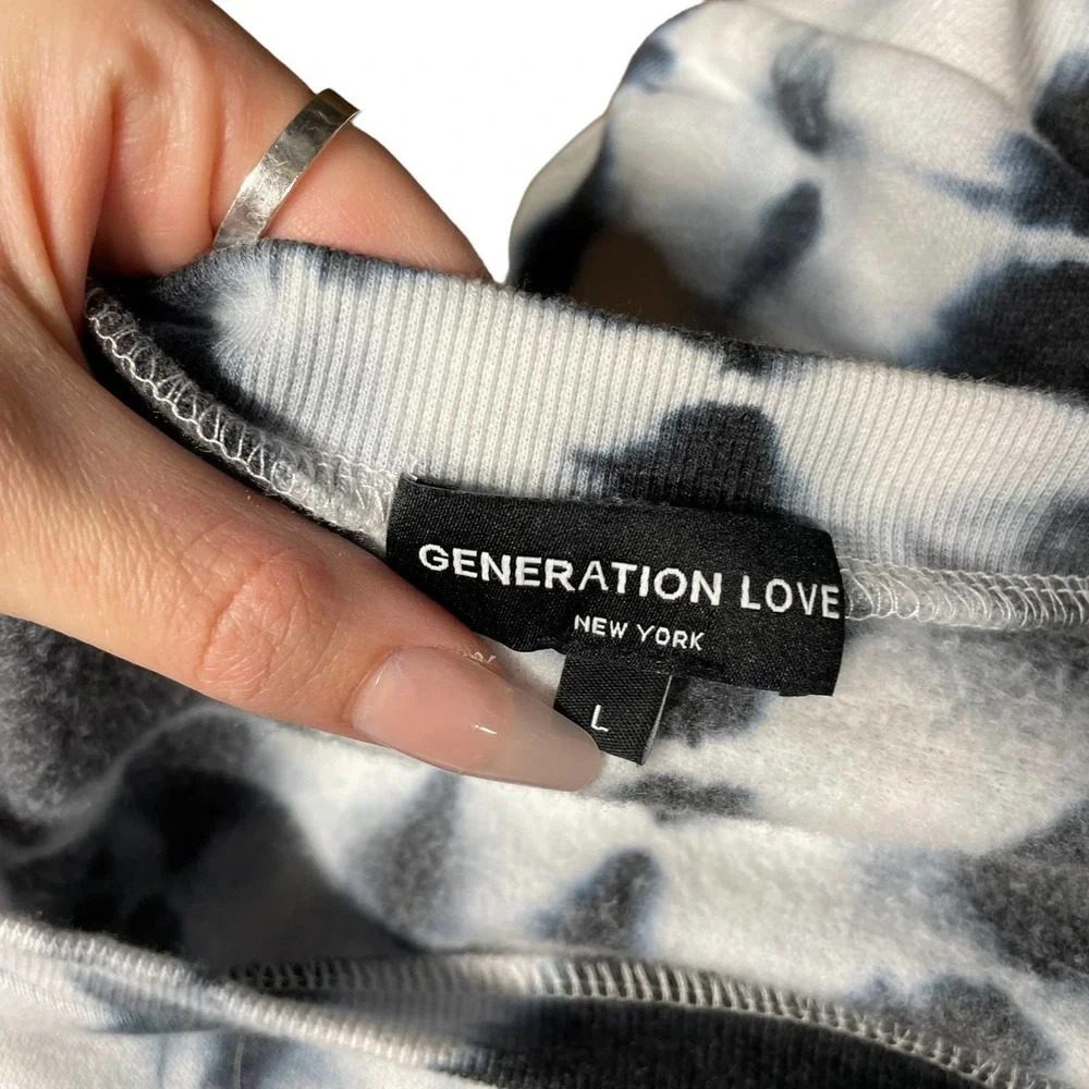 Generation Love Natasha Tie Dye Puff Sleeve  Sweatshirt Blue‎ White Size L - Picture 7 of 9